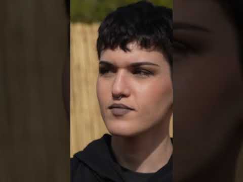 Thumbnail for El retrato de Irene casi terminado ¿se parece?