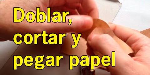 Thumbnail for Cómo doblar, cortar y pegar papel. ¿Qué es el Collage? Teoría y práctica. 2/4