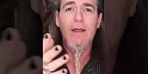 Thumbnail for Reebok sacó unos botines del Ecce Homo de Borja #reebok #antoniogarciavillaran #arte #historia