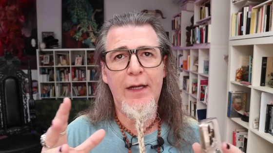PRUEBO CHATGPT con PREGUNTAS IMPOSIBLES sobre ARTE y ARTISTAS. Y luego él me la devuelve